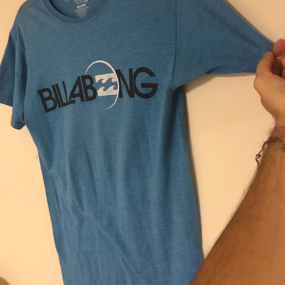 🏙🛋📪BLUE Billabong Graphic Tee - Picture 2 of 3